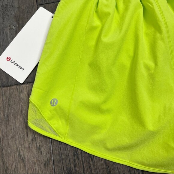 Lululemon NWT Hotty Hot High-Rise Lined Short 4" Sour Grape - Picture 3 of 8